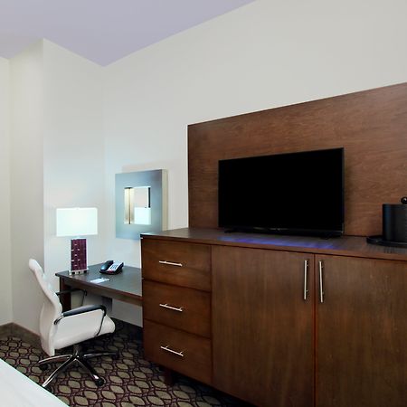 Holiday Inn Express Baton Rouge Downtown, An Ihg Hotel Экстерьер фото